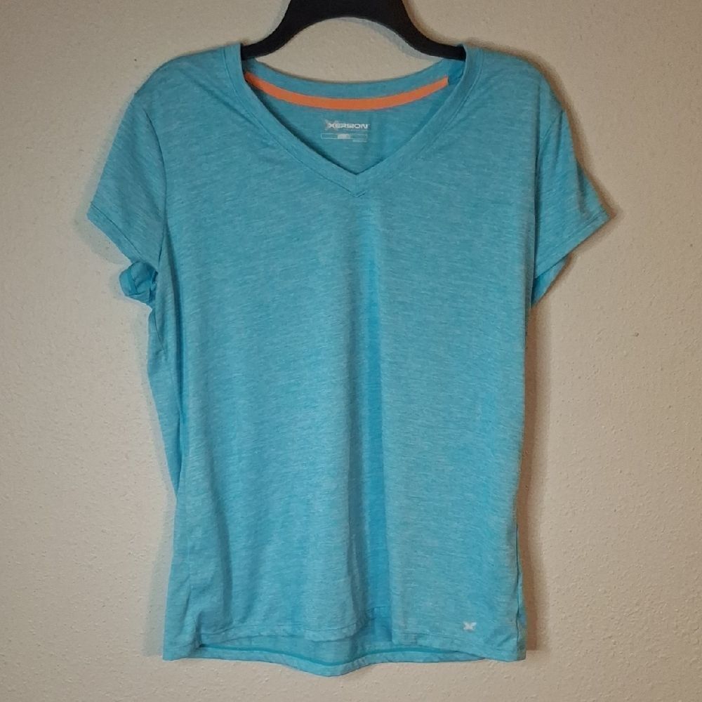 Xersion Women's Light Blue Performance V-Neck Tee size XL